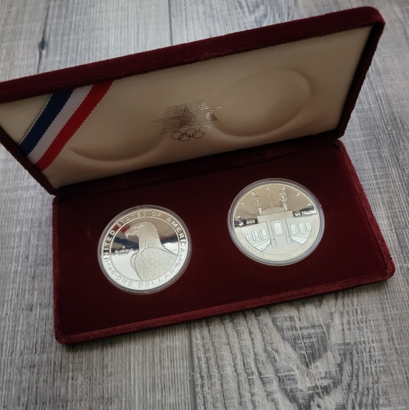 1983-84 Olympic Silver Dollar Proofs - Picture 4 of 6